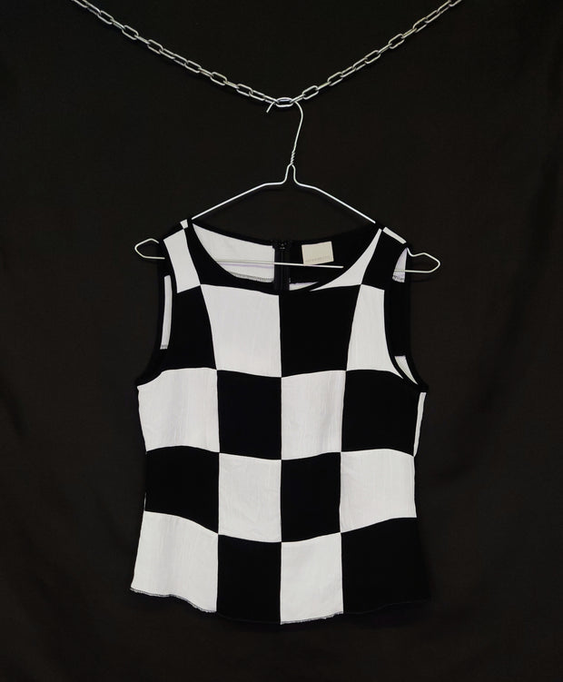 B&W top