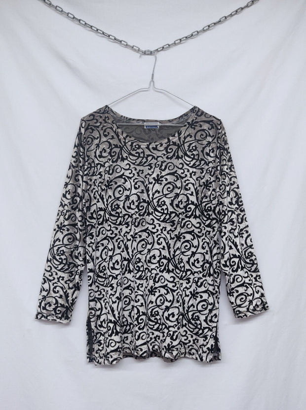 Silver shirt with black details